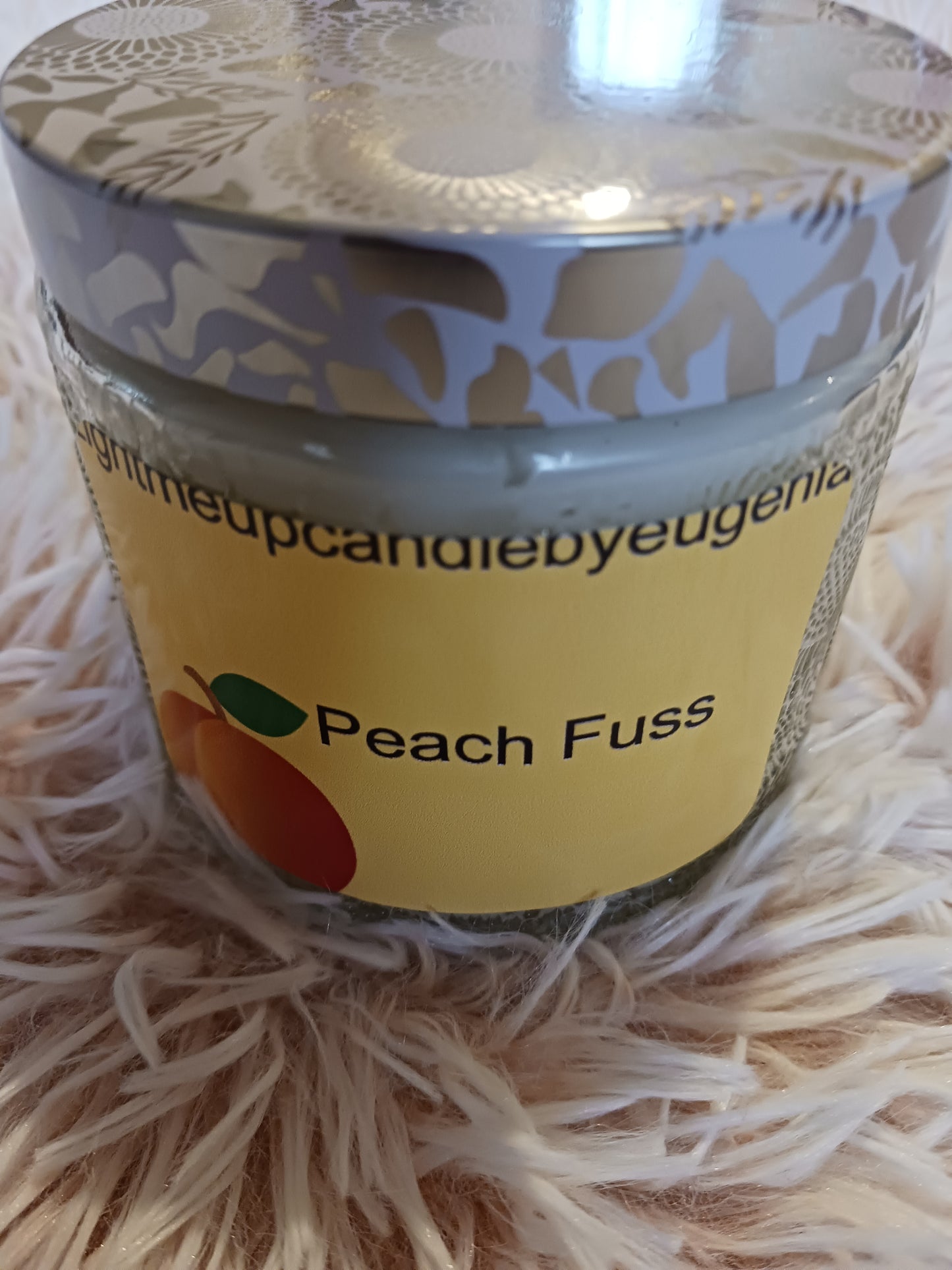 Peach FUSS